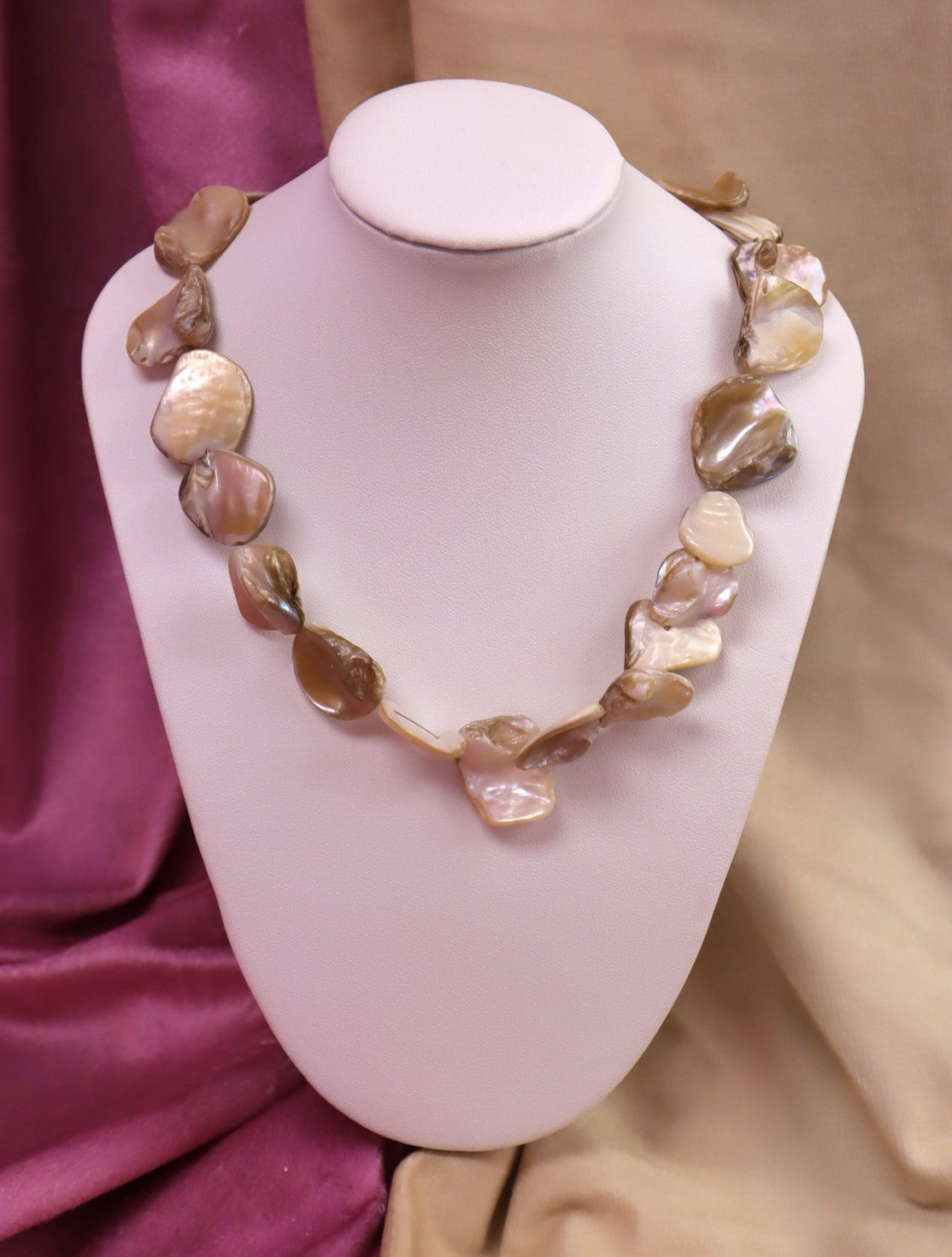 Flat Teardrop Pearl Choker