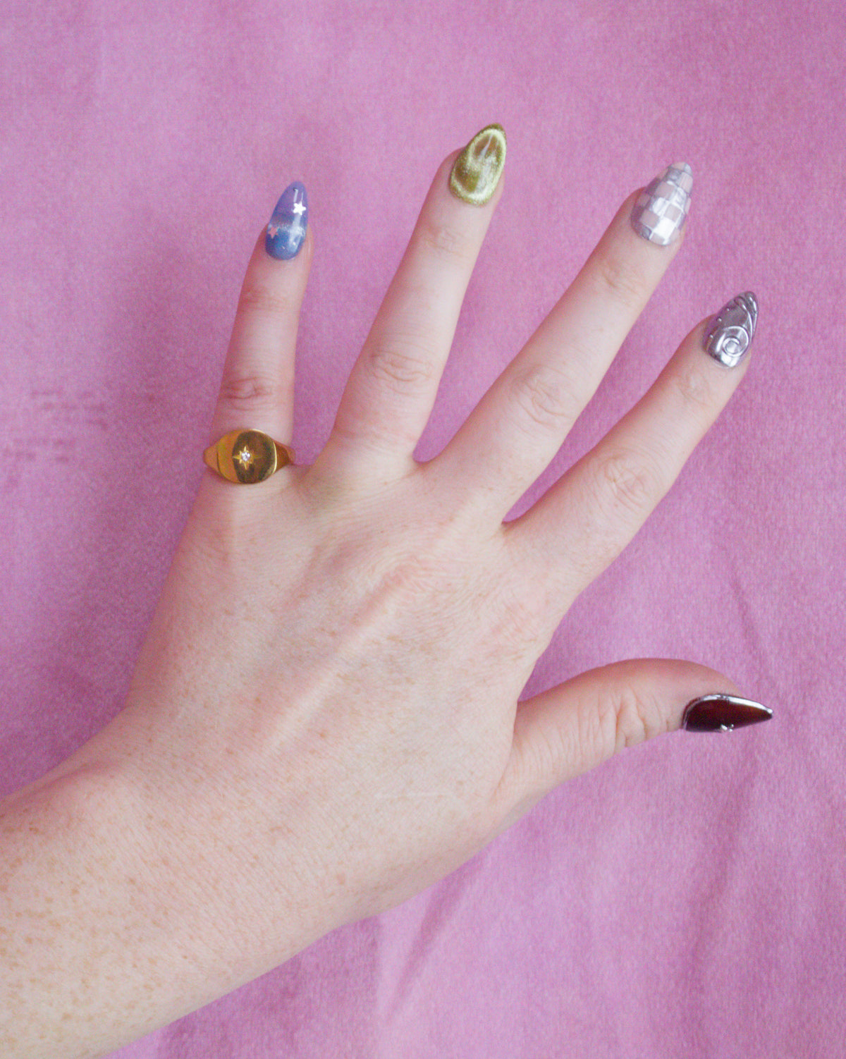 Shimmering Star Titanium Rings